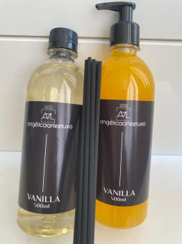 REFIL 500ML SABONETE LÍQUIDO E DIFUSOR DE AROMAS VANILLA COM 10 VARETAS DIFUSORAS PRETAS